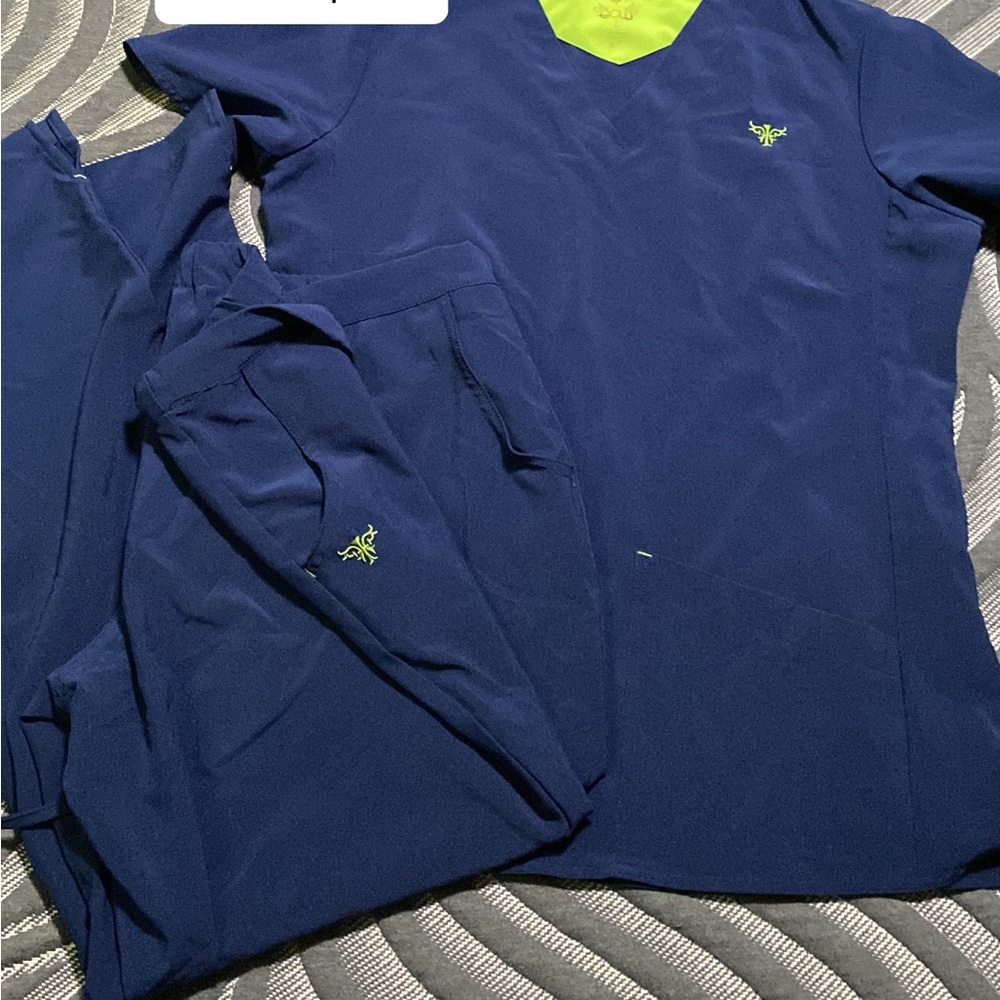 med couture navy set